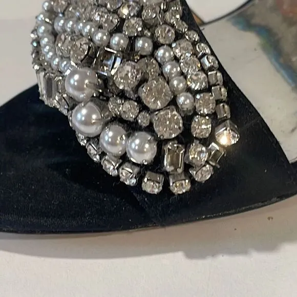 Badgley Mischka Black Sandals Size 8.5