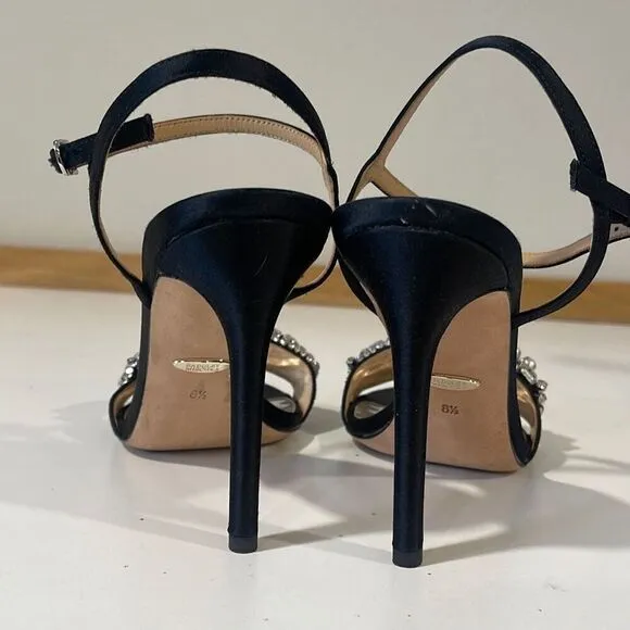 Badgley Mischka Black Sandals Size 8.5