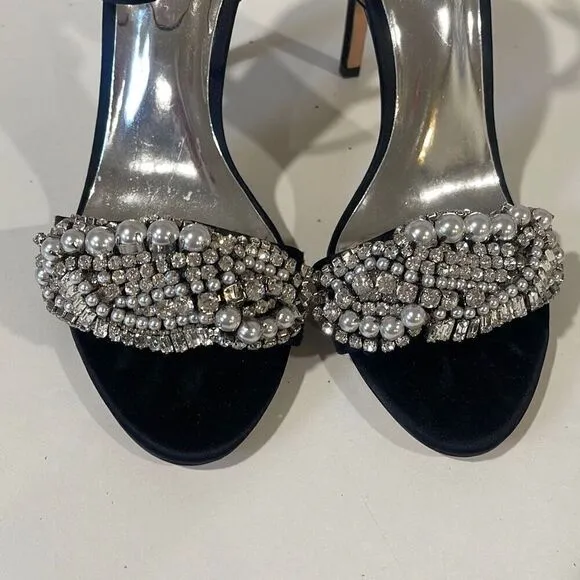 Badgley Mischka Black Sandals Size 8.5