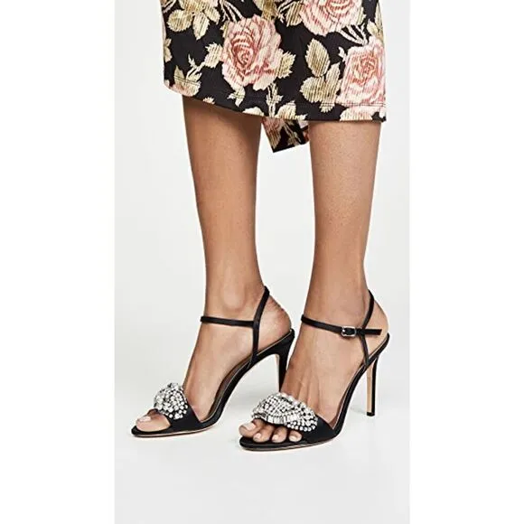 Badgley Mischka Black Sandals Size 8.5
