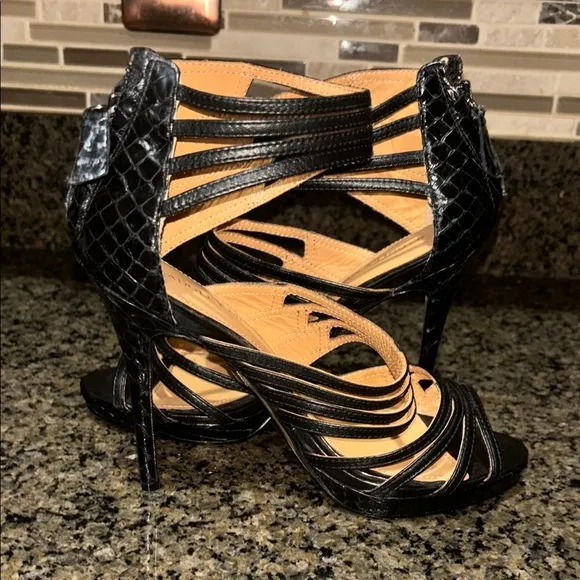 Badgley Mischka Black Strappy Women's Heels