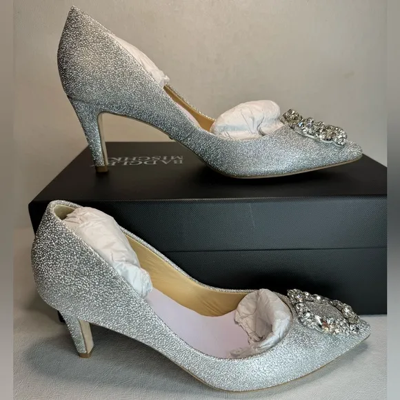 Badgley Mischka Collection Carrie Crystal Embellished Pump in Silver glitter