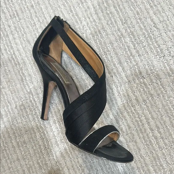 Badgley Mischka Elegant Black Heels