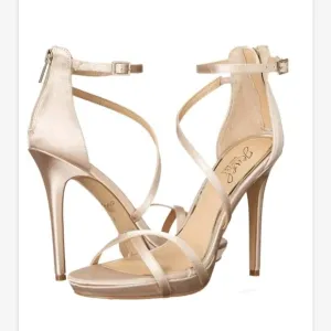 Badgley Mischka Jewel Sandals Heels  Galen Champagne Satin SZ 7 NWOT