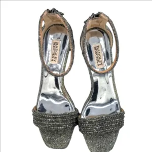Badgley Mischka Kameryn Heels Sandals Wedding Shoes Size 9 Silver Metallic
