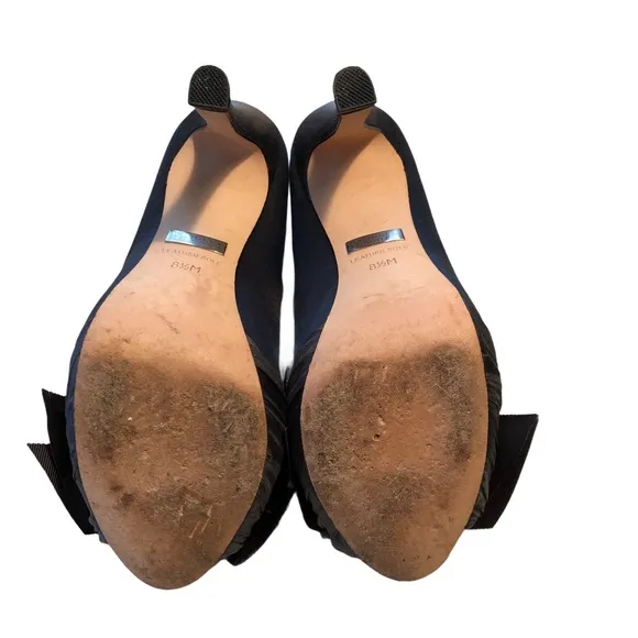 Badgley Mischka “Keeper” in Smoke Satin Sz 8.5