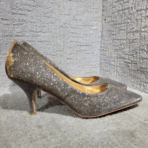 Badgley Mischka Women's Size 10M US Gold Glitter Kitten Heel Pump Shoes