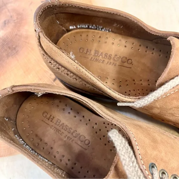 Bass Weejuns | Tan Nubuck Oxfords Tie Shoes Size 8.5