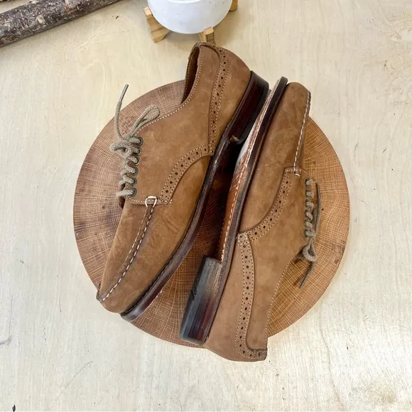 Bass Weejuns | Tan Nubuck Oxfords Tie Shoes Size 8.5