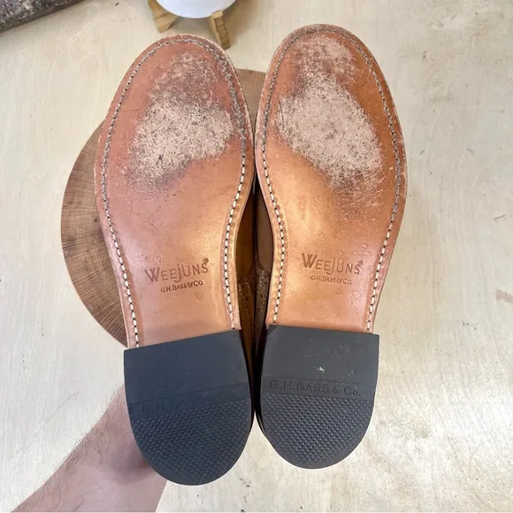 Bass Weejuns | Tan Nubuck Oxfords Tie Shoes Size 8.5