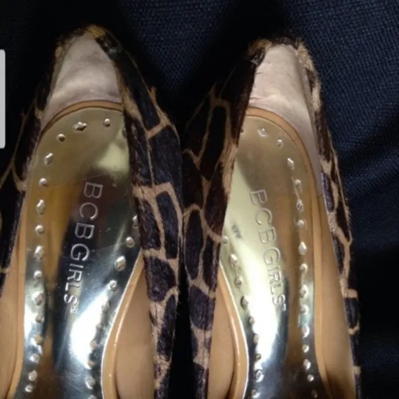 BCB GIRLS CALF HAIR PUMPS SHOES HEELS SIZE 5.5
