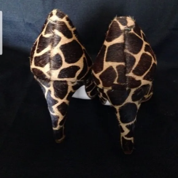 BCB GIRLS CALF HAIR PUMPS SHOES HEELS SIZE 5.5