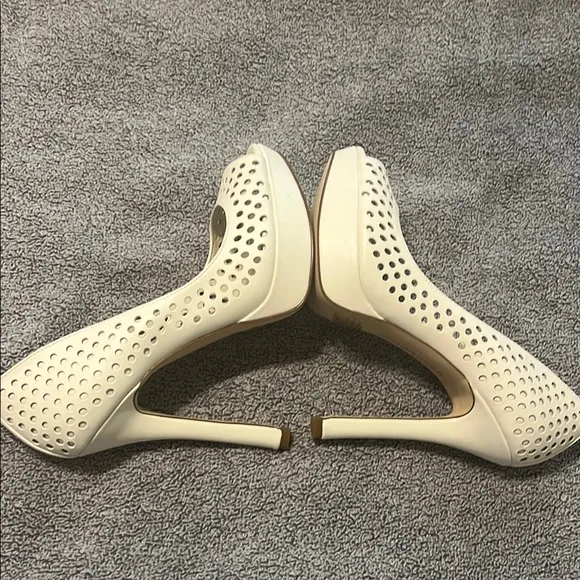 BCBGeneration White Peep Toe Heels