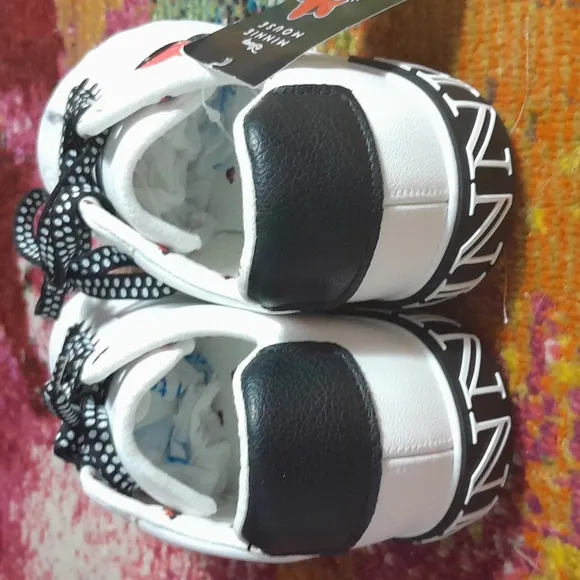 BEAUTIFUL MINNIE MOUSE GIRLS SHOES