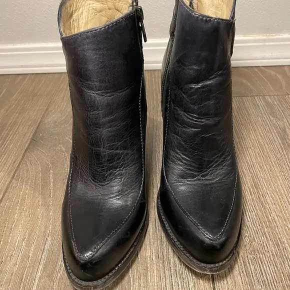 Bed Stu Women's Black Heeled Cobbler Boots Size 9.5