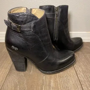 Bed Stu Women's Black Heeled Cobbler Boots Size 9.5
