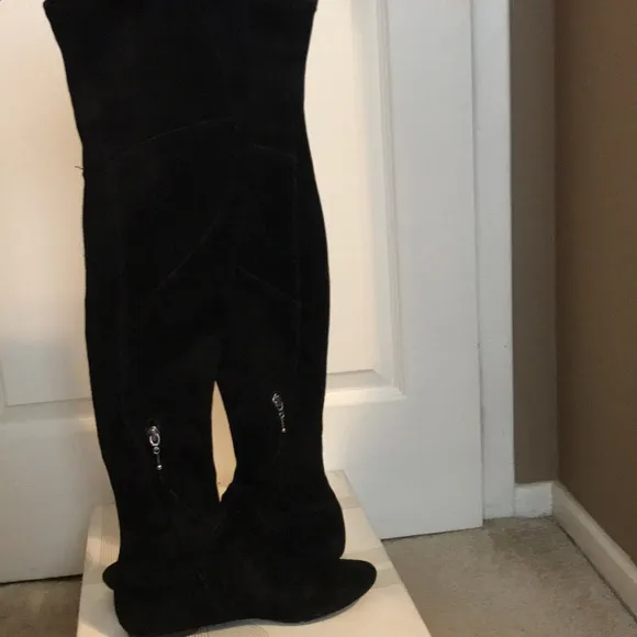 Belle sigerson Morrison blk suede high boot
