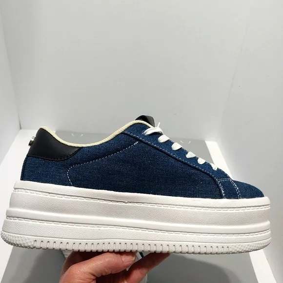Belos Denim &amp; Glitter Star Platform Sneakers, NWT,‎ Size 9| EUR 40