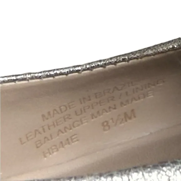 Bernardo Metallic Bow Detail Flats 8.5M Excellent Condition