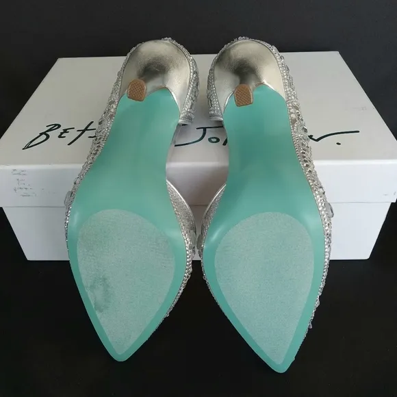 BETSEY JOHNSON Chic Silver Rhinestone Stiletto Heels Women's Size 5 NWB