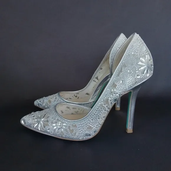 BETSEY JOHNSON Chic Silver Rhinestone Stiletto Heels Women's Size 5 NWB