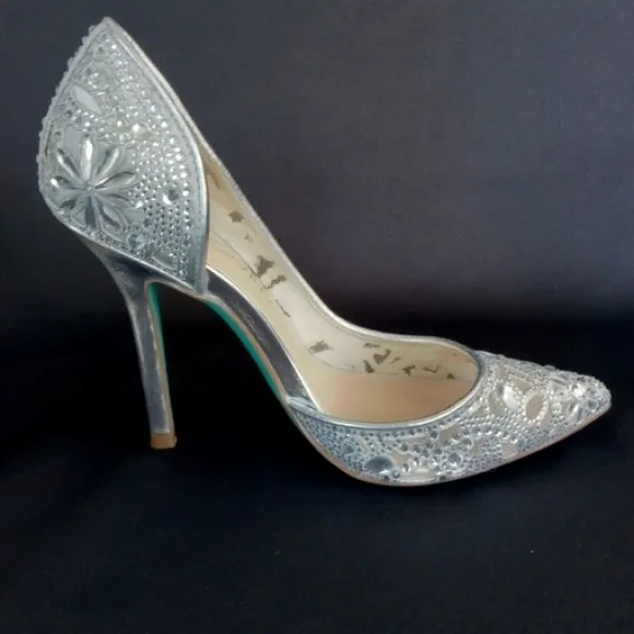 BETSEY JOHNSON Chic Silver Rhinestone Stiletto Heels Women's Size 5 NWB