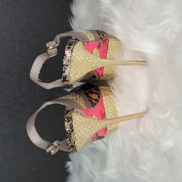 BETSEY JOHNSON Twanty Slingback Pumps Size 6.5