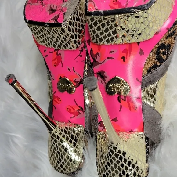BETSEY JOHNSON Twanty Slingback Pumps Size 6.5