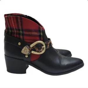 BETSEY JOHNSON Wilma Western Booties 8M Black, Red Plaid