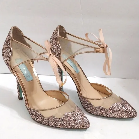Betsey Johnson Women's Rose Gold Stela Sparkly Glitter Stiletto Shoes US 7.5