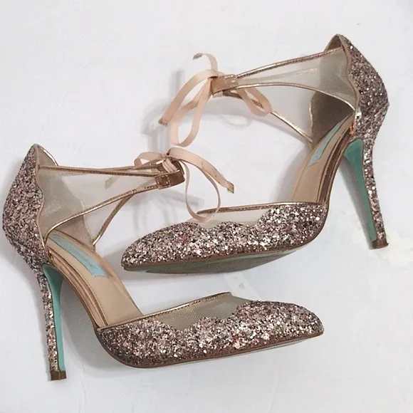 Betsey Johnson Women's Rose Gold Stela Sparkly Glitter Stiletto Shoes US 7.5