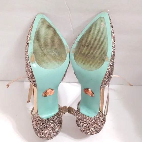Betsey Johnson Women's Rose Gold Stela Sparkly Glitter Stiletto Shoes US 7.5