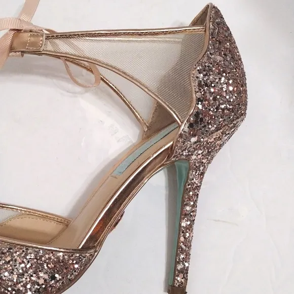 Betsey Johnson Women's Rose Gold Stela Sparkly Glitter Stiletto Shoes US 7.5