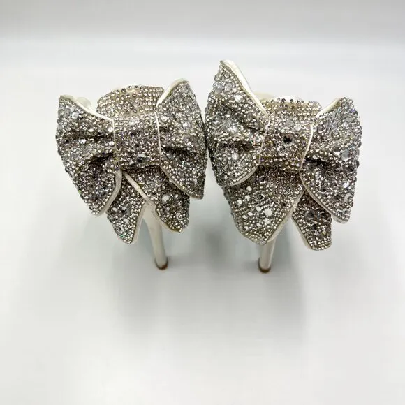 Betsey Johnson Womens Size 8 Blaze White Ivory Jeweled Bow Heels Pumps Shoes