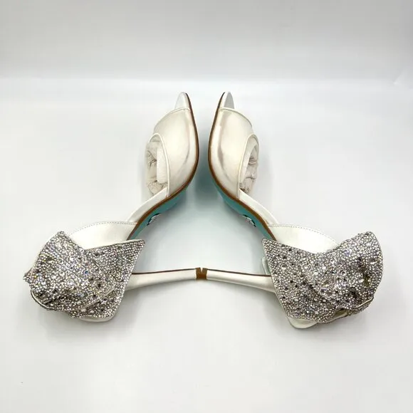 Betsey Johnson Womens Size 8 Blaze White Ivory Jeweled Bow Heels Pumps Shoes