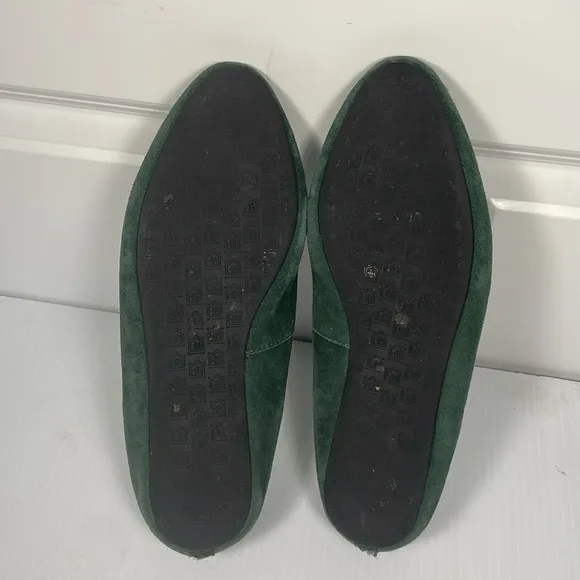 Birdies Flats Size 7.5 Goldfinch Green Suede Leather Gold Embroidered Almond Toe