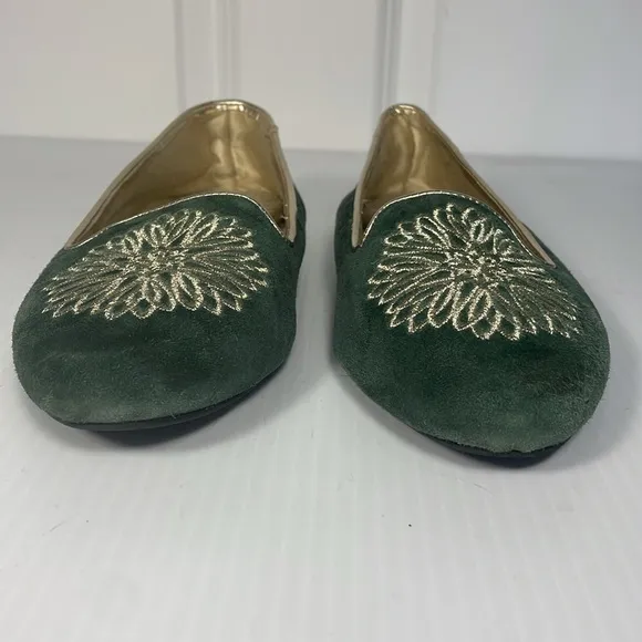 Birdies Flats Size 7.5 Goldfinch Green Suede Leather Gold Embroidered Almond Toe