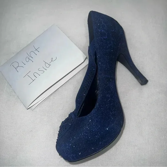 BKE Sole Stilletos Blue Metallic Animal Print 8.5 Women’s