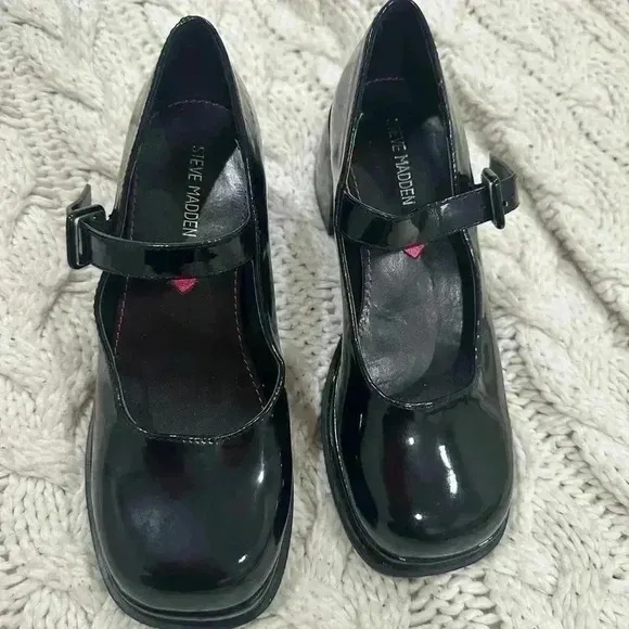 Black shoes from Steve madden