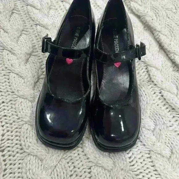 Black shoes from Steve madden