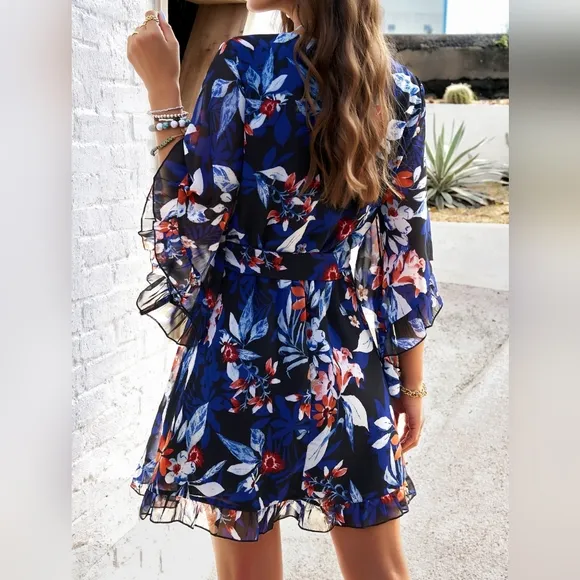 Bloom &amp; Flounce Half Sleeve Mini Dress - Black