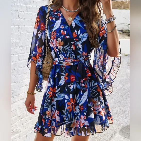 Bloom &amp; Flounce Half Sleeve Mini Dress - Black