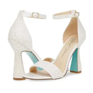 Blue By Betsey Johnson Dani Heels Sandals Pearl Size 8 NIB Bride Wedding Pumps