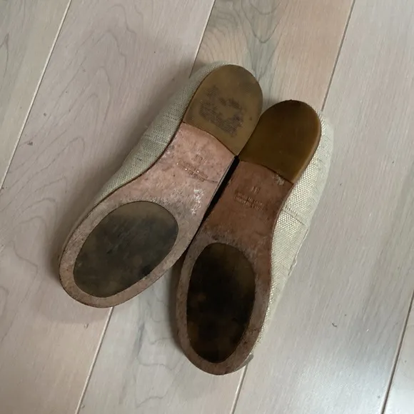 Bonpoint girls canvas gold leather toe lining raw trim flats shoes 31