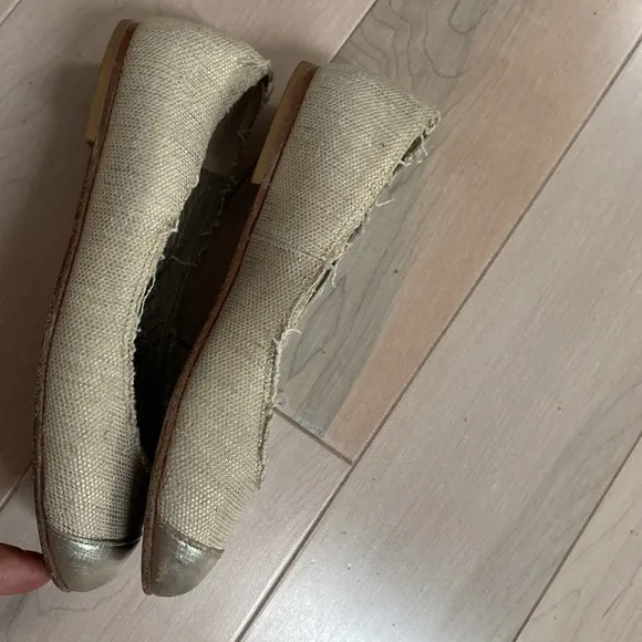 Bonpoint girls canvas gold leather toe lining raw trim flats shoes 31