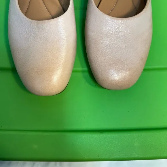 BORN Beca Cream Women's Flats