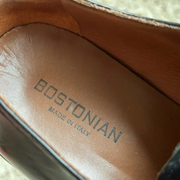 Bostonian black leather dress shoes size 8.5