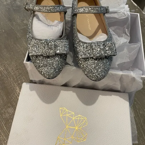 Brand New Age of Innocence Glitter Bow Shoes size 33