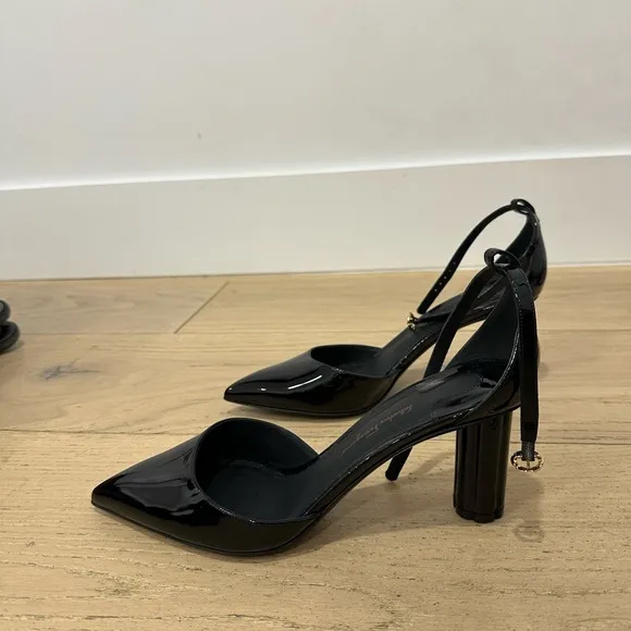 Brand New Salvatore Ferragamo Black Patent Leather Pumps