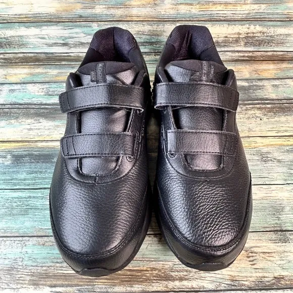 Brooks Addiction Walker DNA Sneakers Mens 12XW Black Leather No Tie Casual Shoes